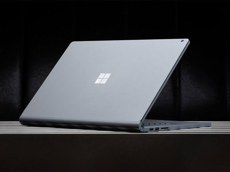 سرفیس بوک از انواع لپ تاپ سرفیس 